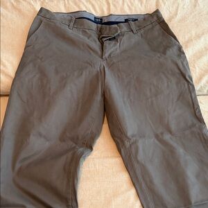 GAP Men's Gray Chinos